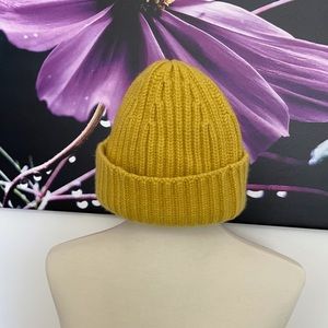 Loro Piana 100% cashmere beanie hat
